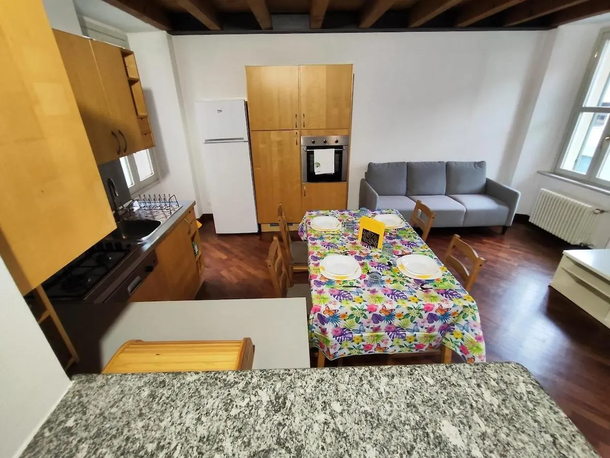 Como Appartamento Centralissimo Casa Volt Apartment