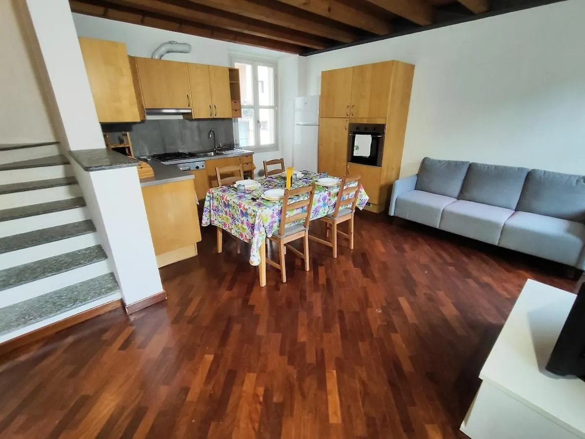 Como Appartamento Centralissimo Casa Volt Apartment