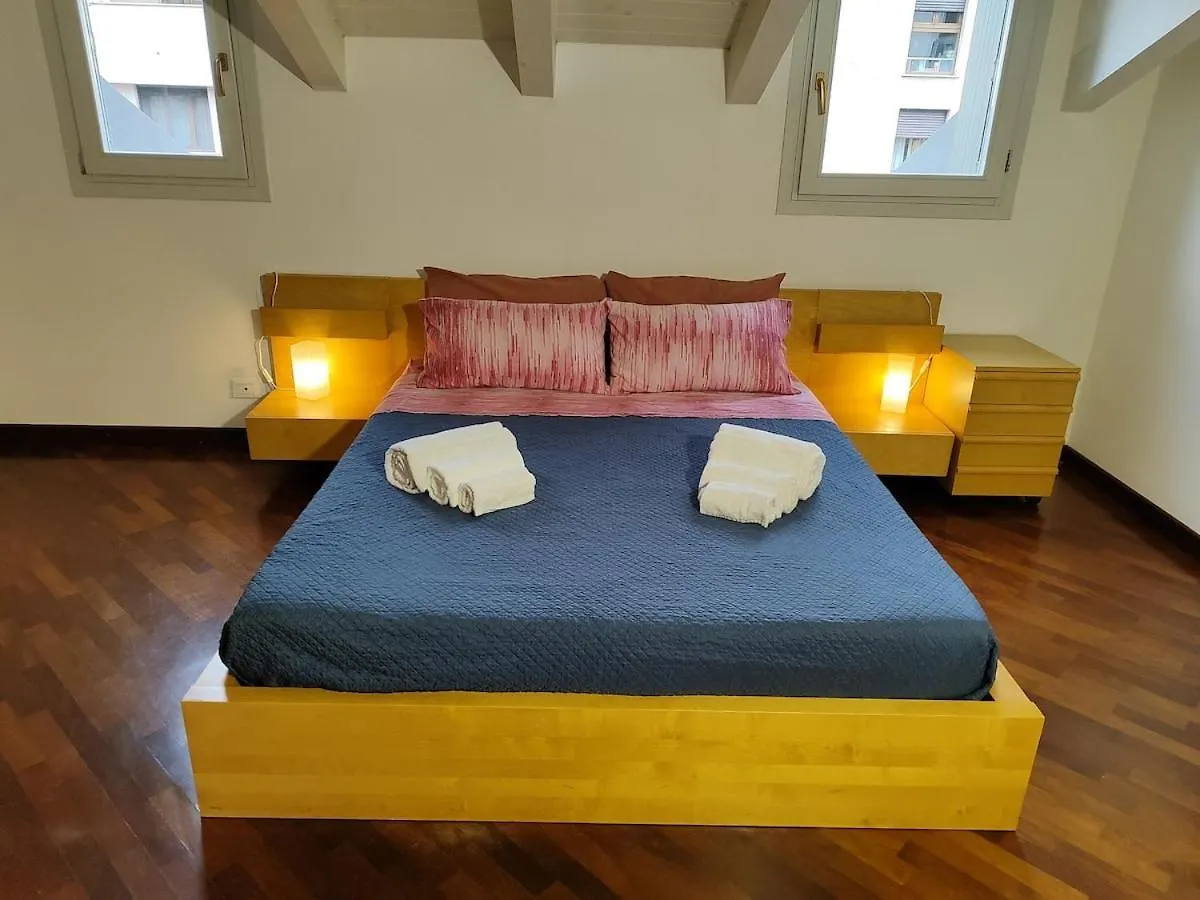 Como Appartamento Centralissimo Casa Volt 0*,